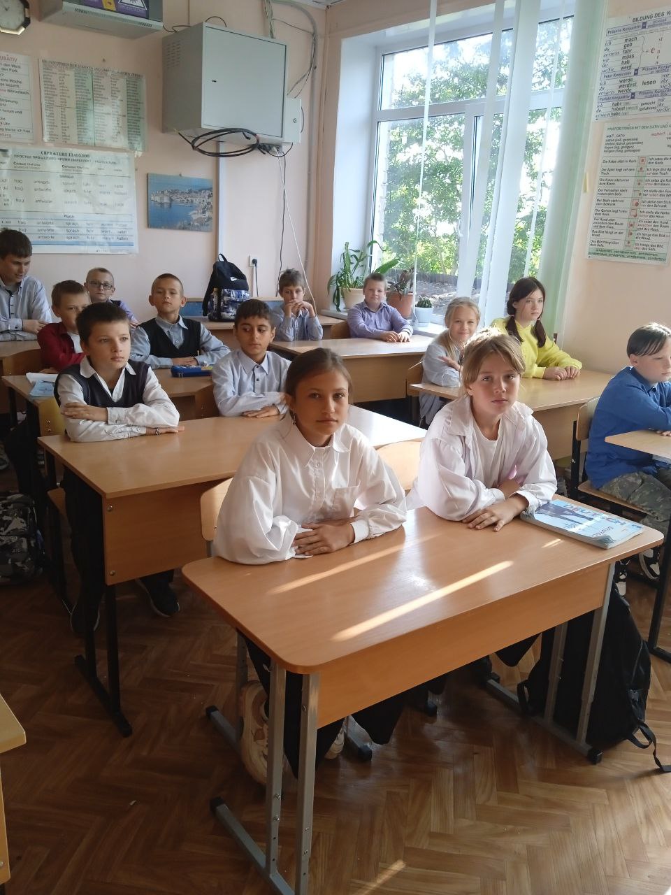 Онлайн-урок по финансовой грамотности. Тема &amp;quot;Платить и зарабатывать банковской картой&amp;quot;..